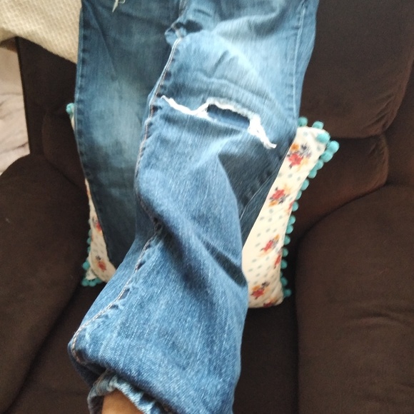 Boys size 12 Old Navy adjustable waist - Picture 3 of 4